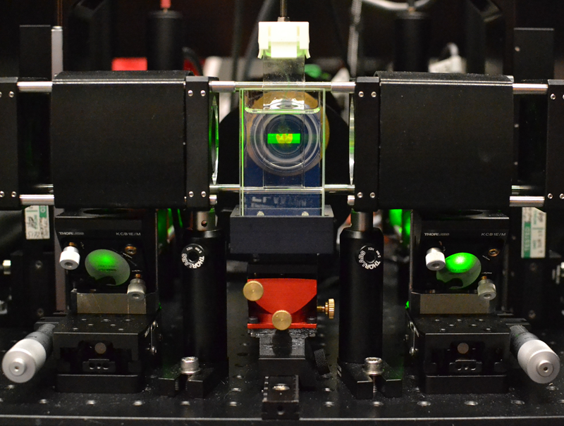  Benchtop #1 - Helmchen Lab, Brain Research Institute, University of Zurich, Switzerland